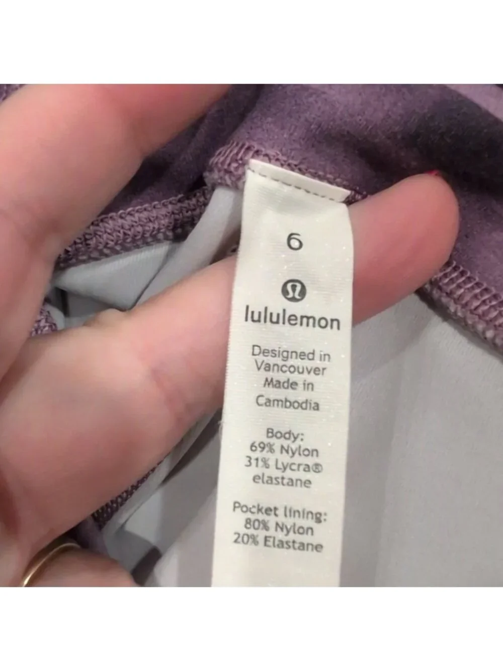 Lululemon Speed Up Crop *21